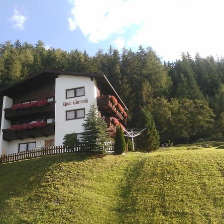 Bed and Breakfast Haus Edelweiss Йерценс Экстерьер фото